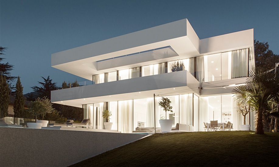 mata air Rumah 2 lantai