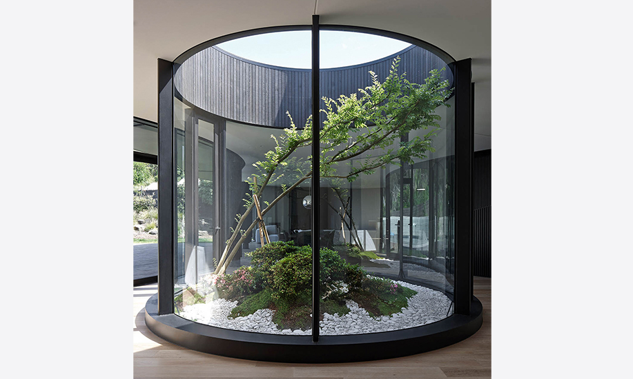 mata air Rumah mewah biophilic