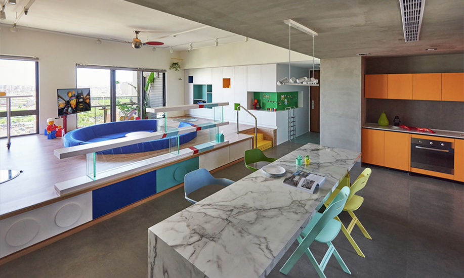 mata air Playground anak